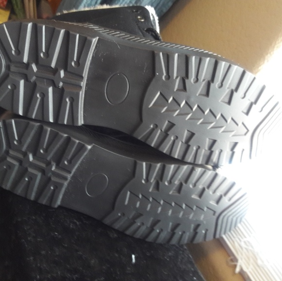 NWT SQL BLACK SUEDE HIKING BOOT - Picture 5 of 5